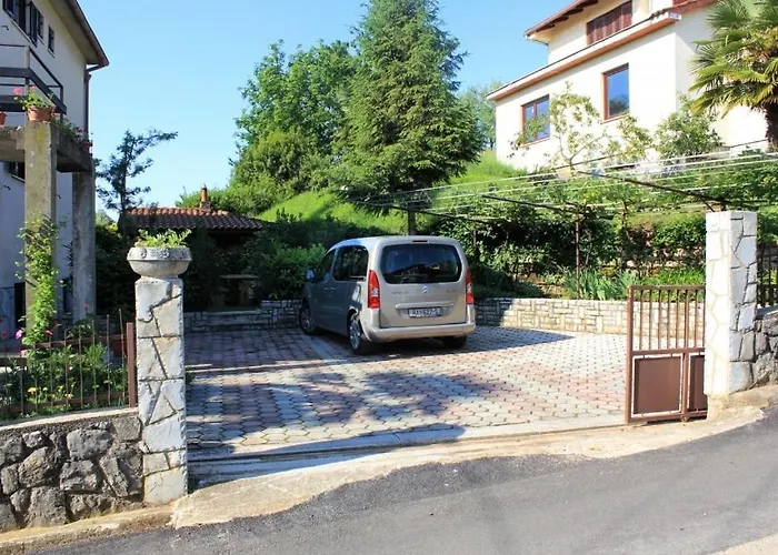 With A Parking Space Opric, Opatija - 7828 公寓 *